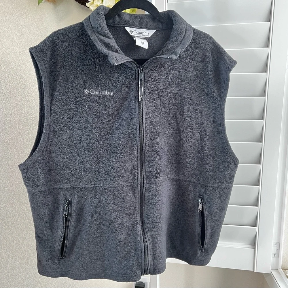 Columbia vest. Size XL. - Picture 10 of 16